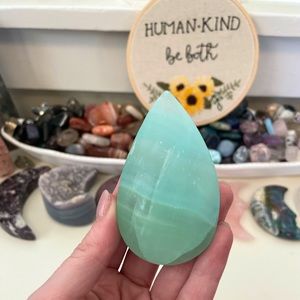 Pistachio calcite tear drop